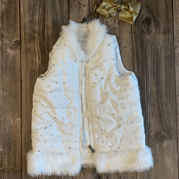 Max Studio Kids Puffer Vest - Picture 1 of 6